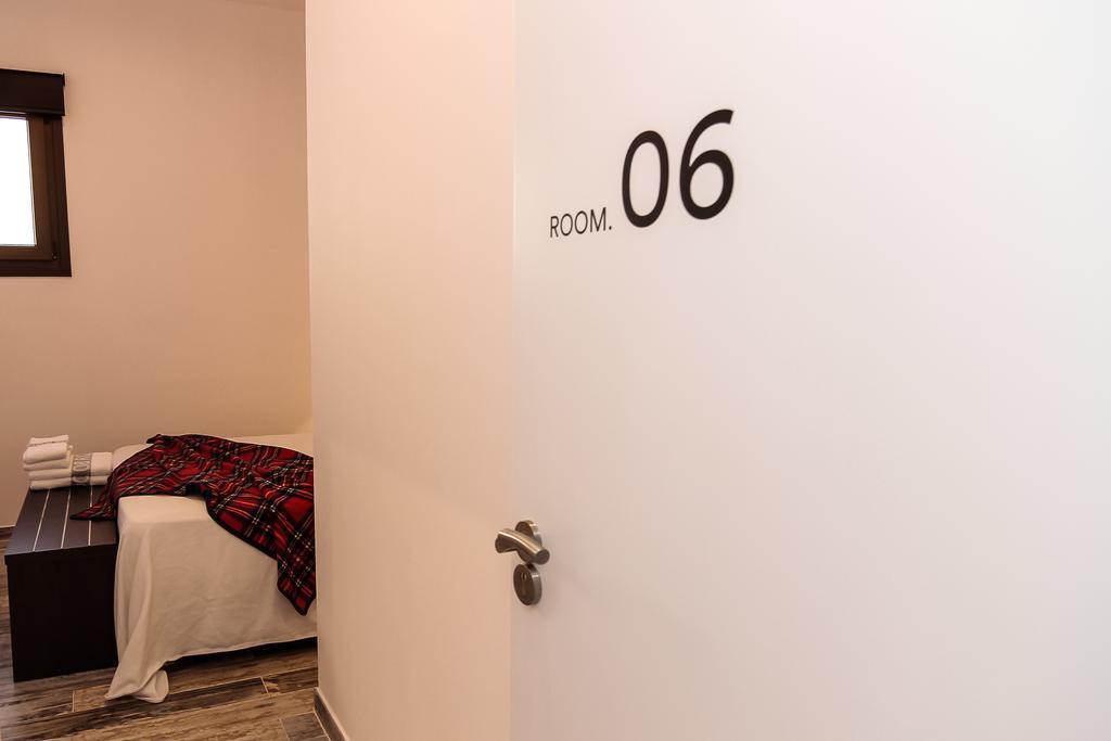 The 8 Rooms House Тарифа Экстерьер фото